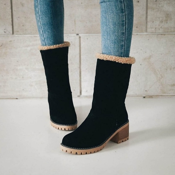 Blackberry - Picture 3 of 6